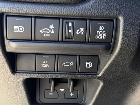 Used 2025 Toyota Land Cruiser w/ Premium Package image 23