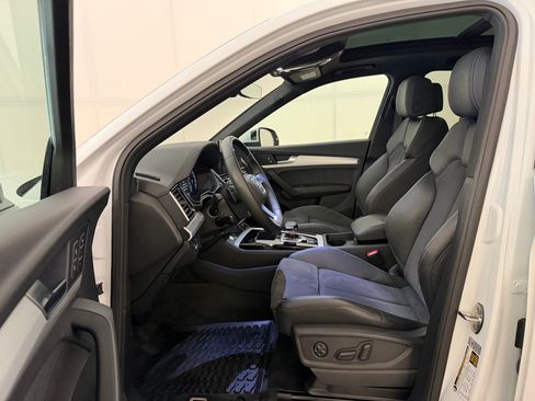Used 2023 Audi Q5 e Premium Plus w/ Premium Plus Package AWD/4WD image 5
