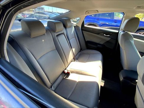 Used 2019 Honda Civic EX image 28