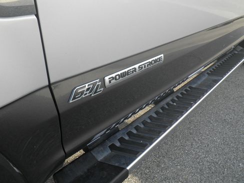 Used 2017 Ford F350 Lariat w/ Lariat Ultimate Package image 15