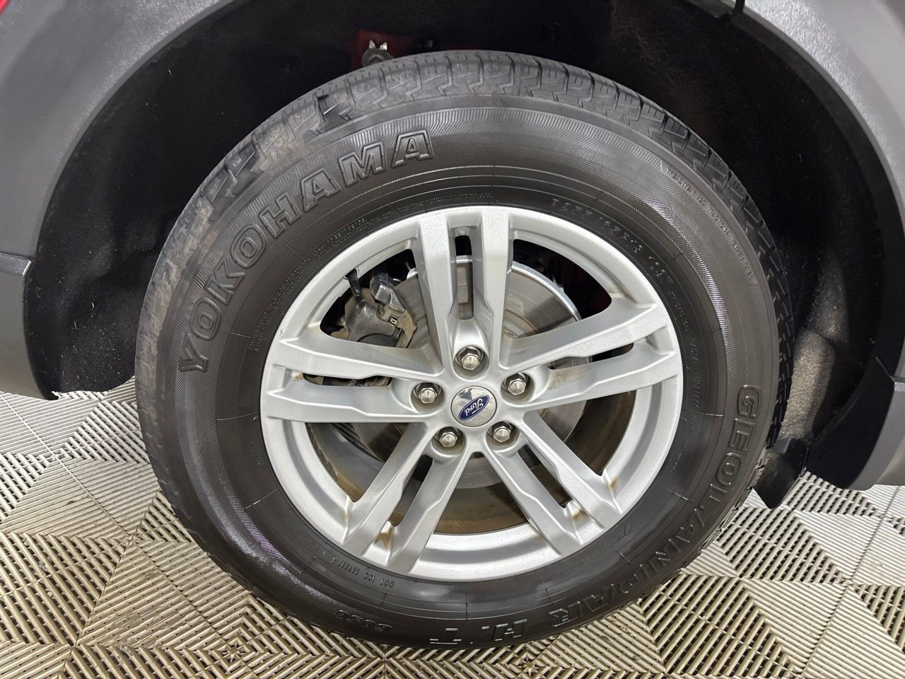 Used 2021 Ford Explorer XLT RWD image 32
