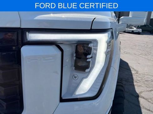 Used 2024 GMC Sierra 3500 Denali Ultimate AWD/4WD image 15