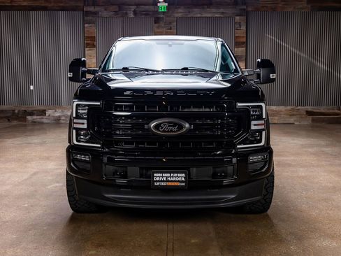 Used 2022 Ford F250 Lariat w/ Black Appearance Package AWD/4WD image 2
