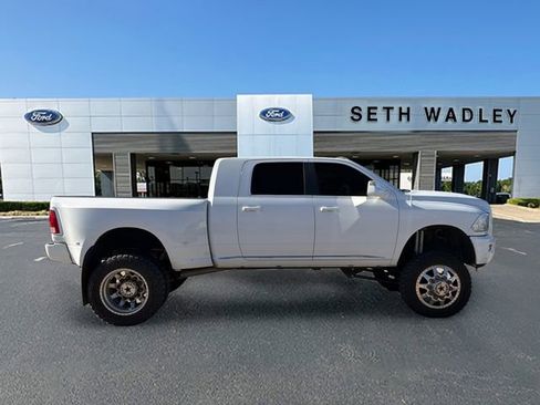 Used 2018 RAM 3500 Laramie Longhorn image 8