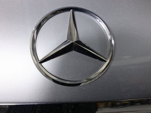 Certified 2025 Mercedes-Benz GLE 450 4MATIC image 52