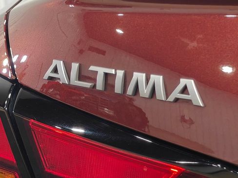 Used 2023 Nissan Altima 2.5 SV w/ SV Premium Package AWD/4WD image 54