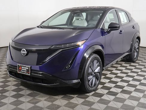 Used 2023 Nissan Ariya ENGAGE image 9