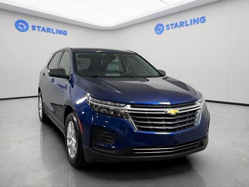 Used 2023 Chevrolet Equinox LS FWD image 14