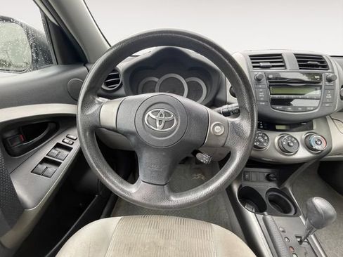 Used 2010 Toyota RAV4 4WD image 12