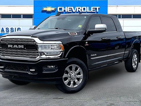 Used 2019 RAM 3500 Limited AWD/4WD image 3