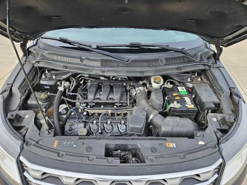 Used 2017 Ford Explorer XLT w/ Equipment Group 202A AWD/4WD image 10