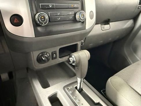 Used 2019 Nissan Frontier SV AWD/4WD image 24