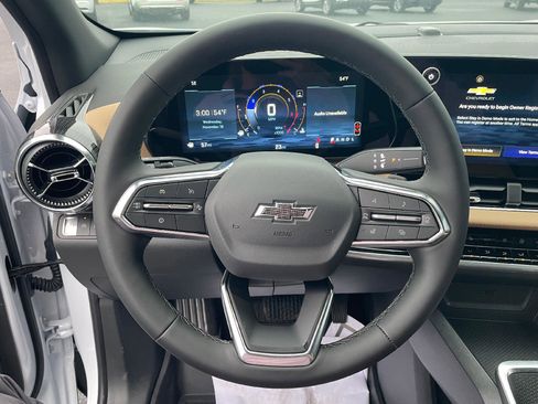 New 2026 Chevrolet Equinox ACTIV w/ Convenience Package III image 12