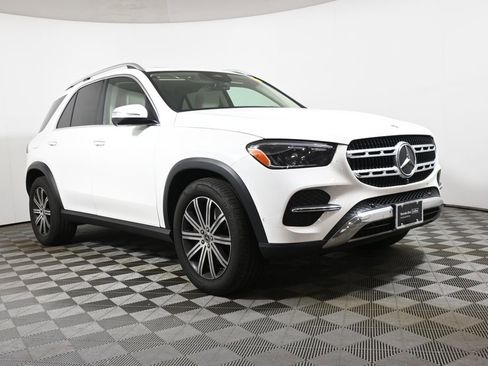 Certified 2025 Mercedes-Benz GLE 450e 4MATIC image 9