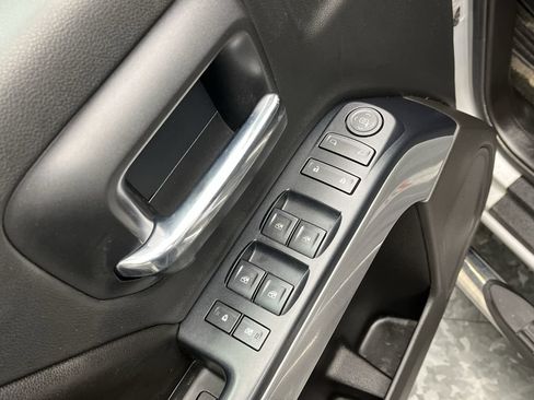 Used 2017 Chevrolet Silverado 1500 LT w/ All Star Edition AWD/4WD image 7
