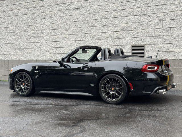 Used 2019 FIAT 124 Spider Abarth w/ Visibility Group RWD image 2