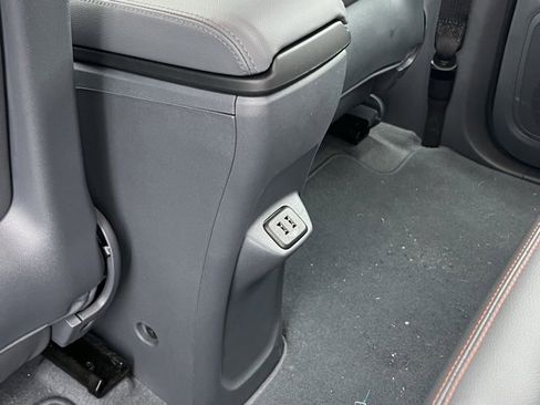 Used 2021 Chevrolet Bolt Premier w/ Infotainment Package image 31