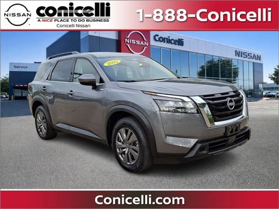 Used 2025 Nissan Pathfinder SV