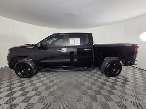 Used 2023 Chevrolet Silverado 1500 Custom Trail Boss image 9