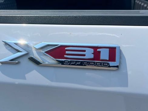 Used 2019 GMC Sierra 1500 SLT w/ SLT Premium Plus Package AWD/4WD image 12