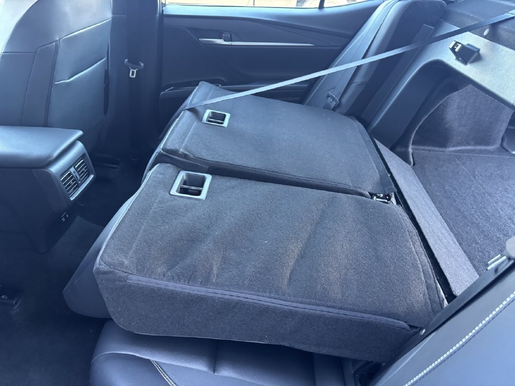 Used 2025 Toyota Camry SE FWD image 24