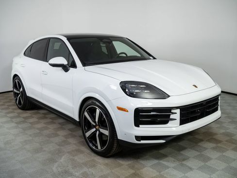 New 2026 Porsche Cayenne Coupe AWD/4WD image 27