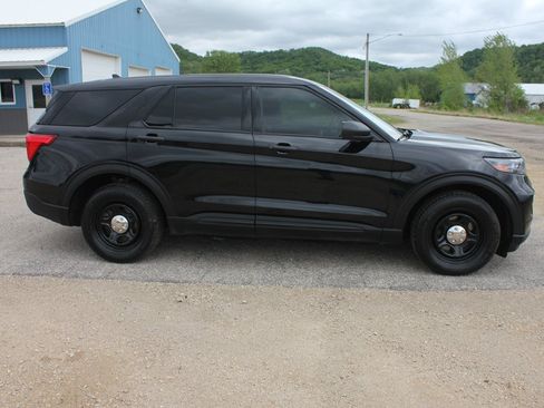 Used 2022 Ford Explorer 4WD Police Interceptor image 4