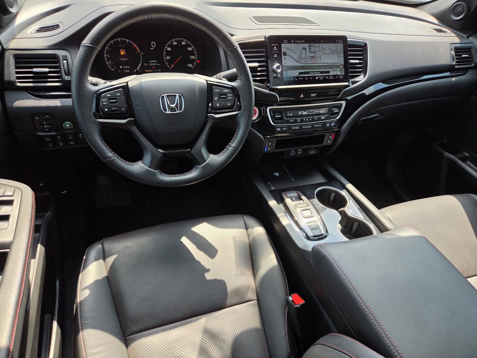 Used 2025 Honda Ridgeline Black Edition image 14