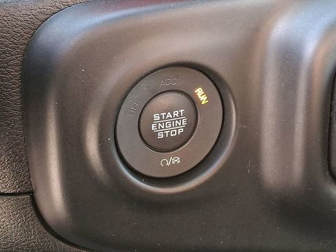 Used 2021 Jeep Wrangler Unlimited Rubicon w/ Dual Top Group image 23