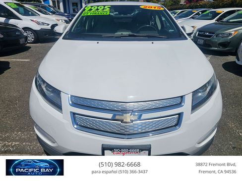 Used 2015 Chevrolet Volt w/ Enhanced Safety Package 1 FWD image 2