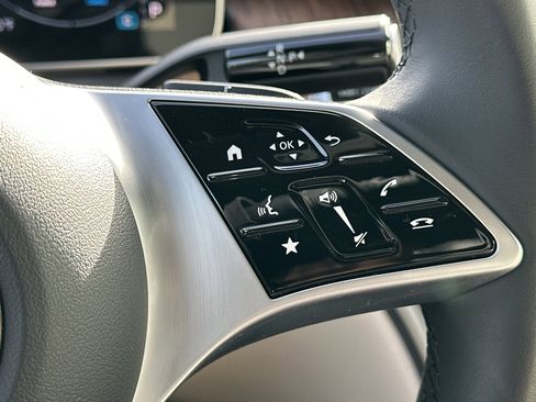 Certified 2025 Mercedes-Benz C 300 4MATIC Sedan image 19