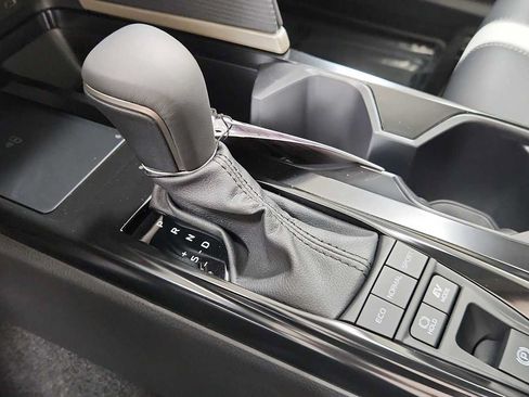 New 2026 Toyota Camry Hybrid AWD/4WD image 22