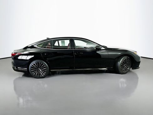 Used 2026 Lexus LS 500 AWD w/ Accessory Package (2T) image 8