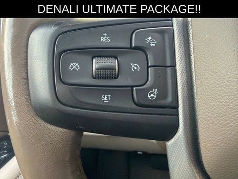 Used 2021 GMC Yukon Denali w/ Denali Ultimate Package AWD/4WD image 12