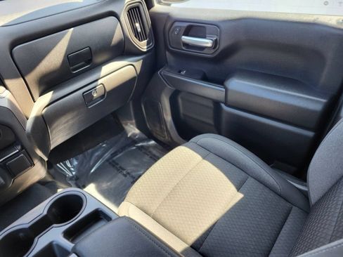 Used 2023 Chevrolet Silverado 1500 Custom AWD/4WD image 13