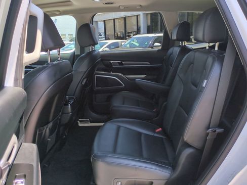 Used 2025 Kia Telluride S FWD image 14