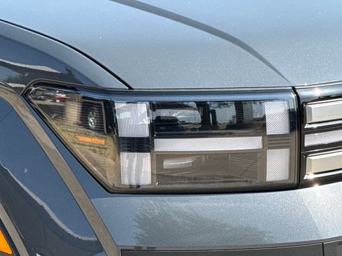 Used 2026 Hyundai Santa Fe SEL FWD image 4