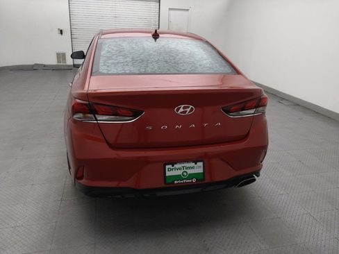 Used 2019 Hyundai Sonata SEL w/ Tech Package 02 FWD image 6