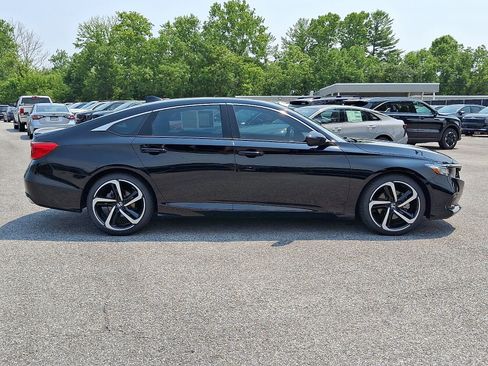 Used 2021 Honda Accord Sport image 4