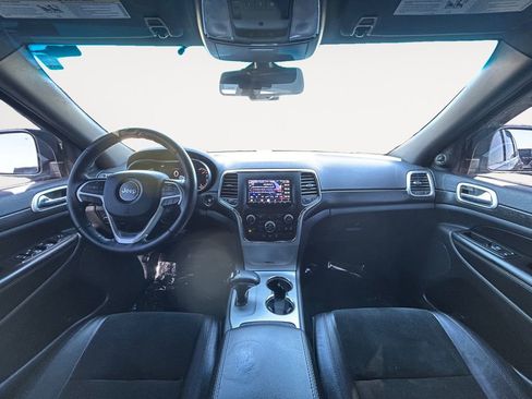 Used 2015 Jeep Grand Cherokee Altitude AWD/4WD image 13