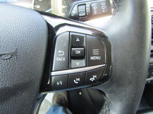 Used 2022 Ford Escape SE w/ Convenience Package FWD image 31