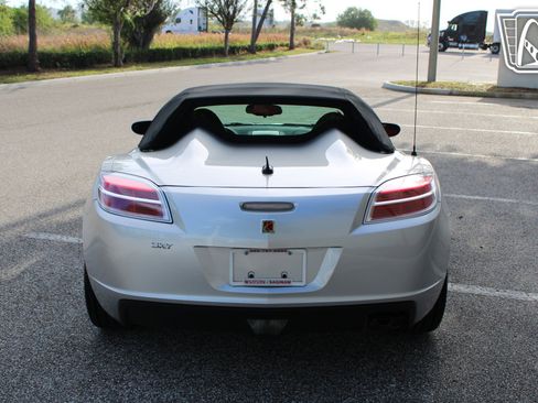 Used 2007 Saturn Sky w/ Premium Trim Pkg image 12