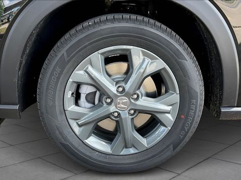 New 2026 Honda HR-V LX image 11