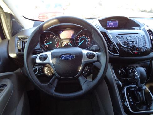 Used 2014 Ford Escape SE image 19