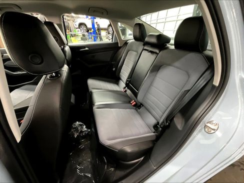 New 2026 Volkswagen Jetta SE image 12