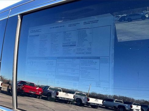 New 2026 GMC Sierra 1500 SLE w/ Preferred Package image 14