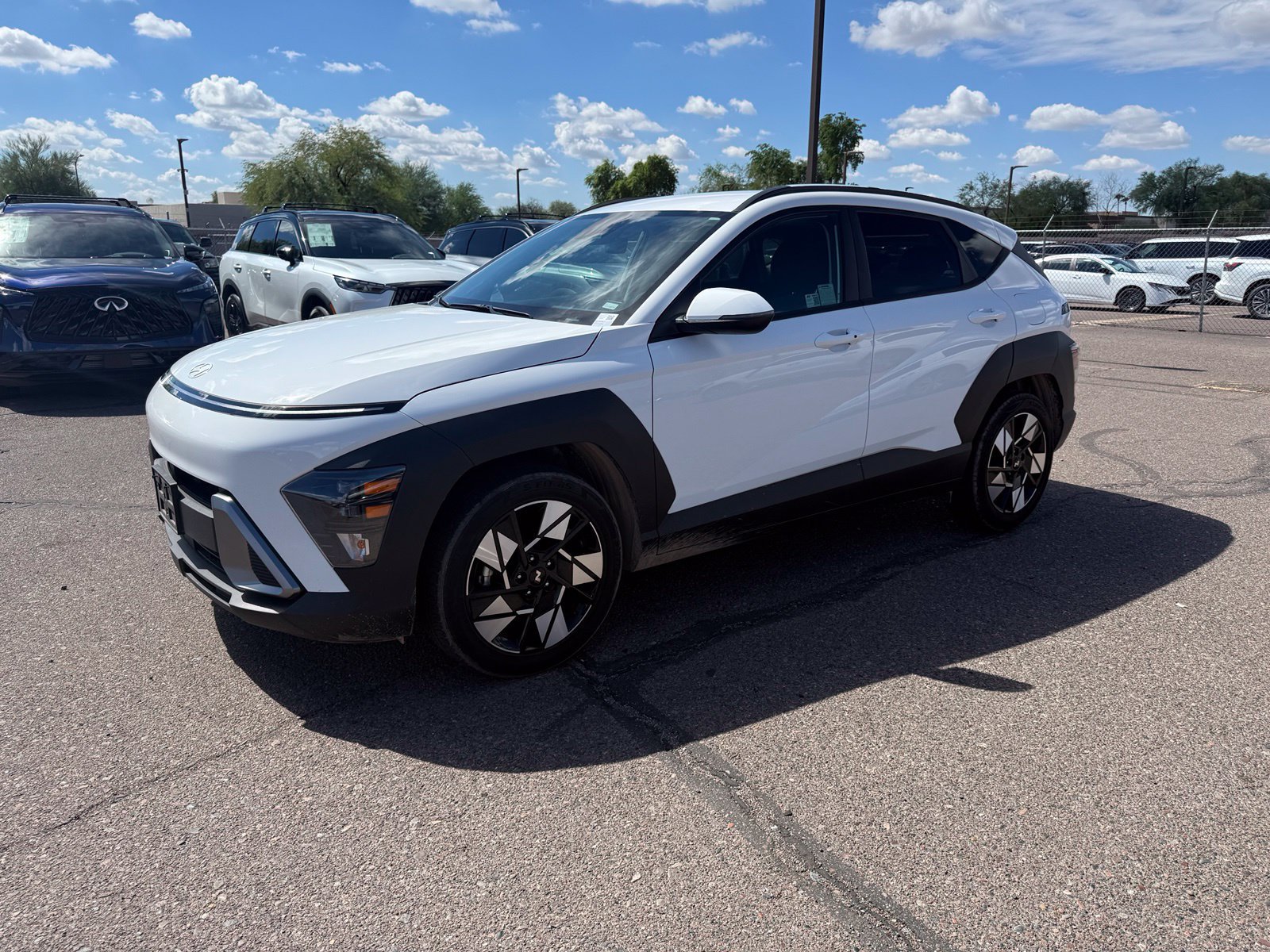 Used 2025 Hyundai Kona SEL FWD image 1