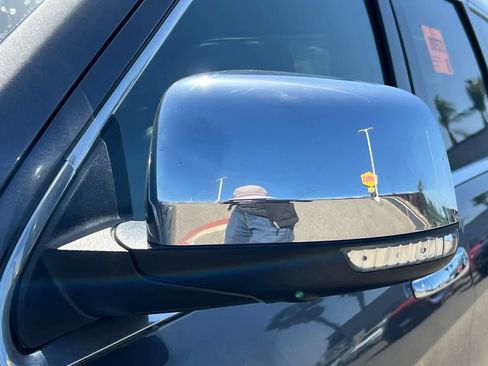 Used 2014 Jeep Grand Cherokee Overland w/ Advanced Technology Group image 9