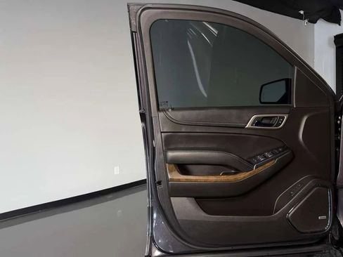 Used 2018 GMC Yukon Denali RWD image 24