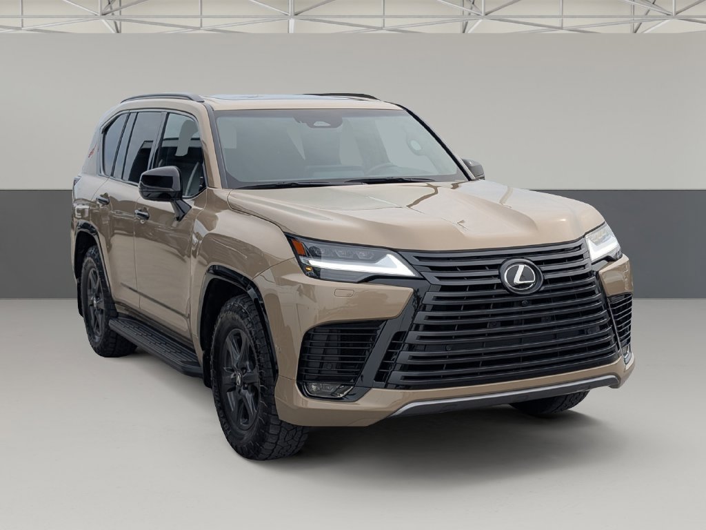 Used 2025 Lexus LX 700h Overtrail AWD/4WD image 2